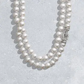 David Yurman pearl necklace with silver detail